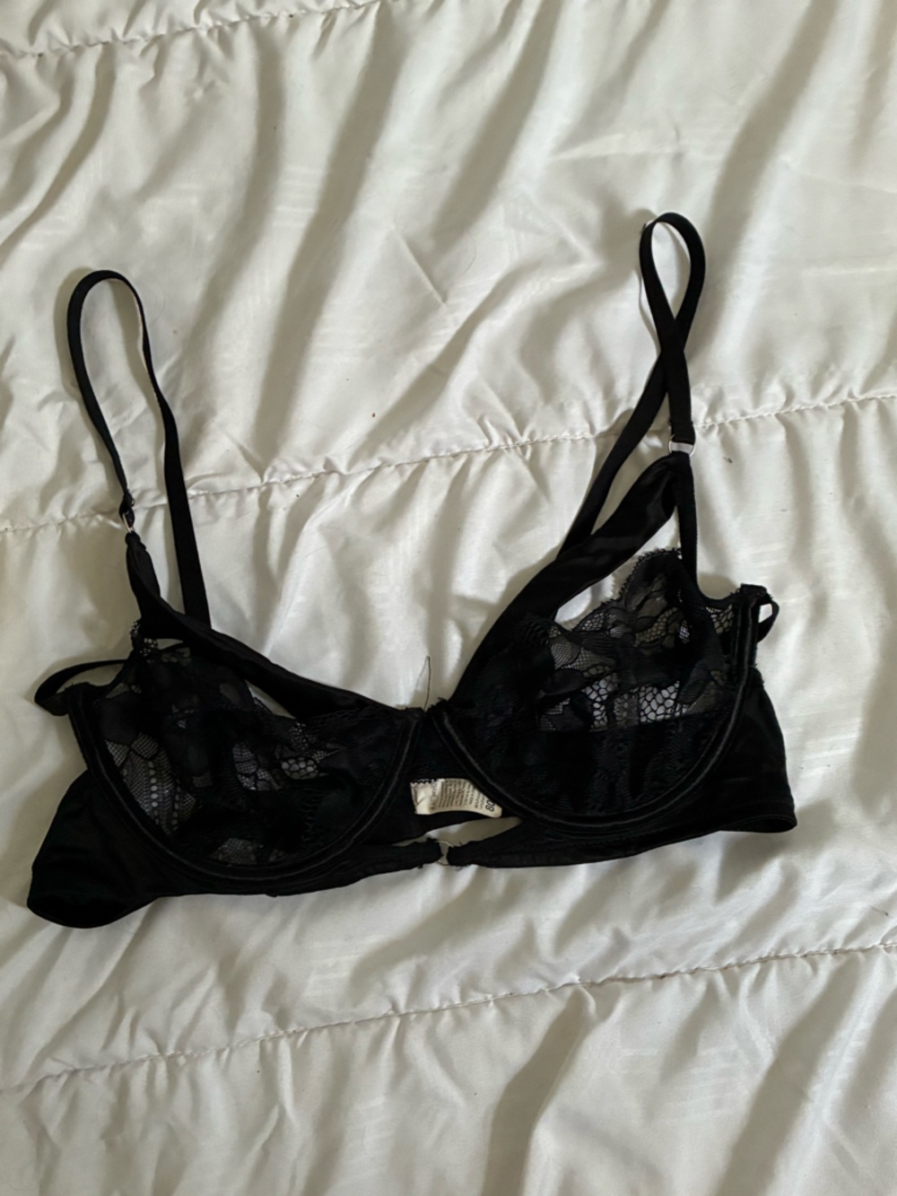 3/15$ Black Lace Underwire Bralette